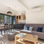 Maison Fabregas By Interhome Дом отдыха Ла-Сейн-сюр-Мер